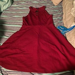 Dress it’s ok and jacket but the only issue that it has are stains on it